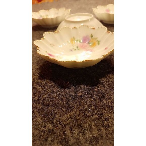 Bavaria scalloped head bowls made in Germany. - Picture 6 of 7